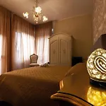 Amy Rooms